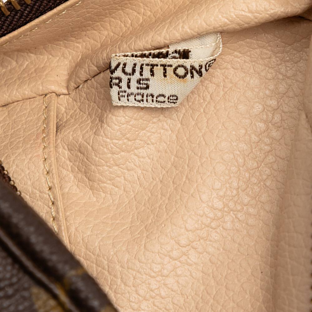 Pre-Loved Louis Vuitton Monogram Trousse Toilette 28 - Picture 5 of 7